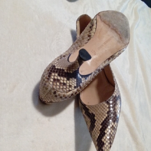 Manolo Blahnik Snakeskin Heels - Brown and Cream - Picture 3 of 6
